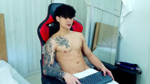 Snapshot of morthy_downey chatting on January 23, 1:35 pm Morthy online show from January 23, 1:35 pm