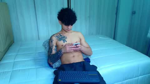 Snapshot of morthy_downey chatting on December 20, 1:11 pm Morthy online show from December 20, 1:11 pm