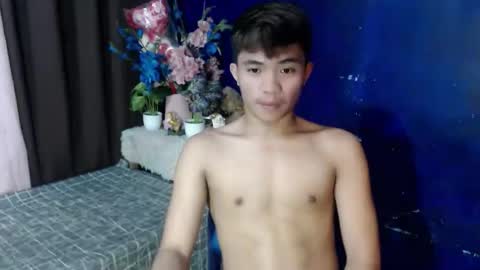 mostwantedtwink online show from April 16, 11:29 pm