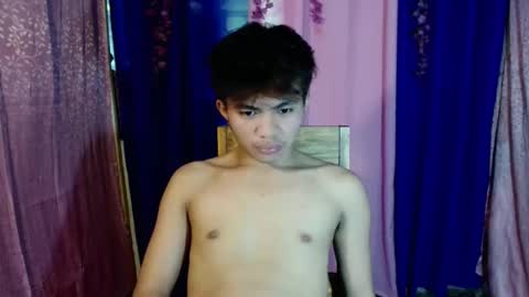 Snapshot of mostwantedtwink chatting on October 15, 5:48 am mostwantedtwink online show from October 15, 5:48 am