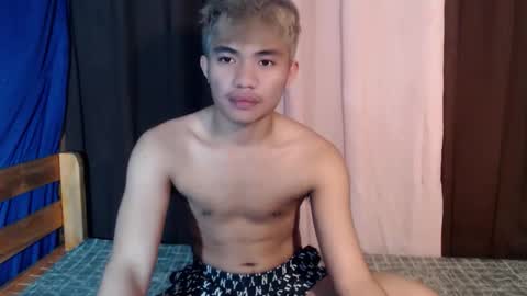 mostwantedtwink online show from April 24, 12:40 pm