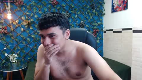 Mou Fly online show from November 28, 1:02 pm