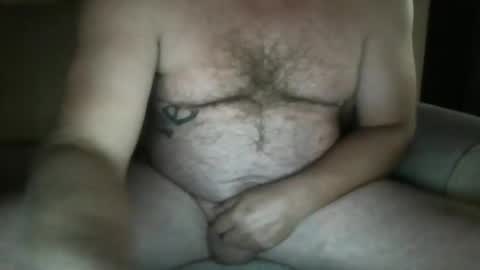 Snapshot of mr1bucket chatting on October 9, 2:27 am mr1bucket online show from October 9, 2:27 am