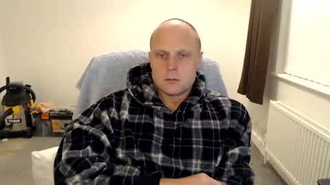 Mr Baldy Likes to Chat online show from October 31, 6:11 pm