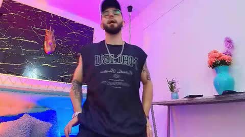   online show from September 10, 8:29 pm
