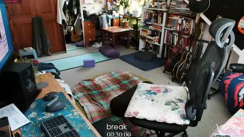 Snapshot of mr_foxxy chatting on February 13, 2:09 pm ninko online show from February 13, 2:09 pm
