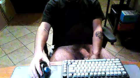 Snapshot of mr_kaa chatting on February 17, 5:43 pm mr_kaa online show from February 17, 5:43 pm