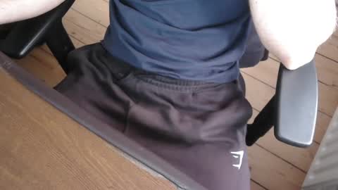 mr_magnum20 online show from March 12, 10:59 am