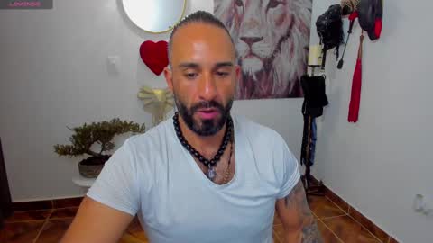 mr_maik22 online show from February 18, 11:00 am