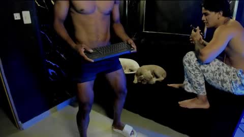 Snapshot of mr_maximo chatting on September 18, 5:53 am mr_maximo online show from September 18, 5:53 am