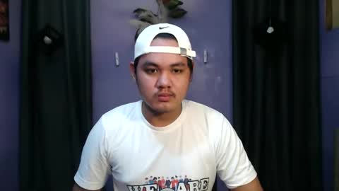 oliver online show from November 17, 3:04 pm