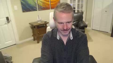 mr_r3 online show from January 7, 5:34 am