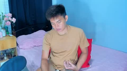 KYLE online show from June 13, 2:26 pm