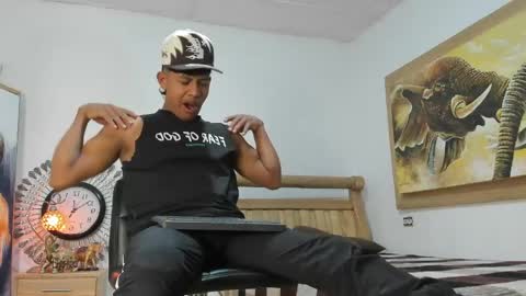 mr_stiven_ online show from April 21, 3:02 am