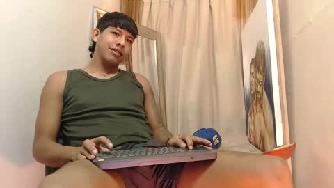 mr_stiven_ online show from October 16, 3:25 am