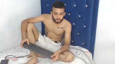 Snapshot of mr_wlopez013 chatting on September 14, 7:49 pm mr_wlopez013 online show from September 14, 7:49 pm