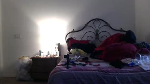 Snapshot of mrbigdthomas chatting on October 13, 11:27 am MrBigDThomas online show from October 13, 11:27 am