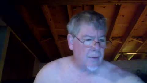Snapshot of mrblade666 chatting on October 12, 11:59 am mrblade666 online show from October 12, 11:59 am