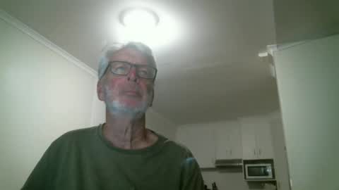 mrcreek1531 online show from April 29, 12:21 pm