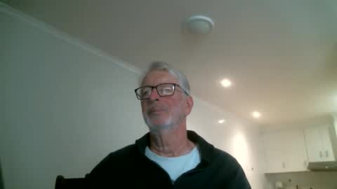 mrcreek1531 online show from May 14, 1:36 am