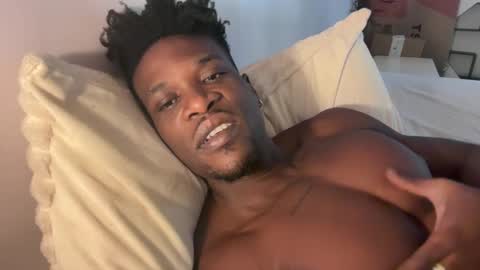 Snapshot of mrdaddyblackni9e chatting on October 22, 12:53 pm Daddy Nine online show from October 22, 12:53 pm