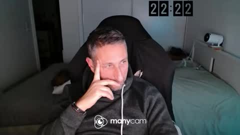 mrdr0o0o online show from December 14, 9:22 pm