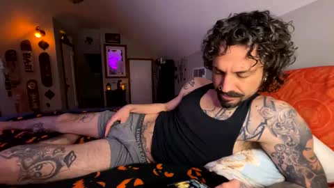mrfanceypants online show from May 8, 8:15 am
