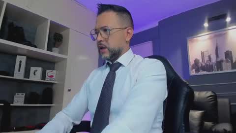 Snapshot of mrfrank_tattoo chatting on September 30, 12:42 pm MrFrank. online show from September 30, 12:42 pm