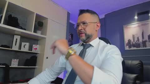 MrFrank. online show from October 24, 1:24 pm