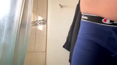 Snapshot of mrfrankfuckforfree chatting on January 7, 7:28 pm mrfrankfuckforfree online show from January 7, 7:28 pm
