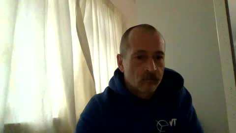 Snapshot of mrgoodkat79 chatting on March 10, 7:44 am mrgoodkat79 online show from March 10, 7:44 am