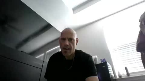 mrgoodpipe1980 online show from February 23, 6:42 pm