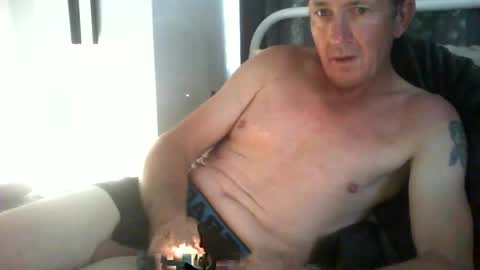 Snapshot of mrgray11xxx chatting on September 28, 8:07 pm mrgray11xxx aussie online show from September 28, 8:07 pm