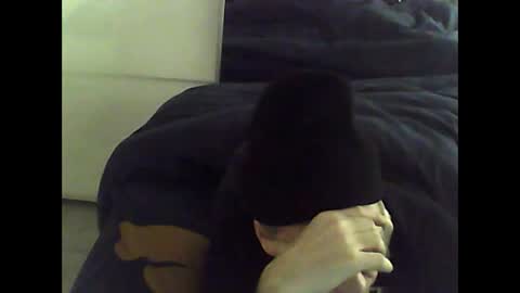 Snapshot of mrhandsomelovee chatting on March 10, 7:44 am Nikola online show from March 10, 7:44 am