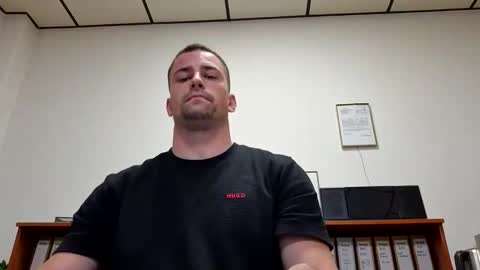 mrhornyy12113 online show from April 14, 2:49 pm