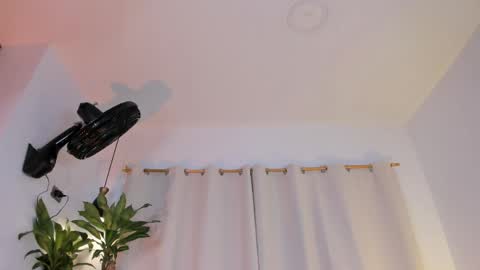 Bastian online show from April 21, 2:51 am