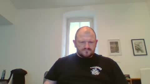 Snapshot of mrhotsex69 chatting on February 12, 12:44 pm mrhotsex69 online show from February 12, 12:44 pm