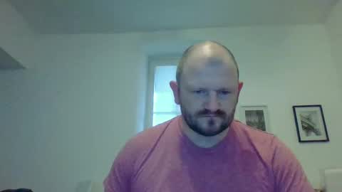 Snapshot of mrhotsex69 chatting on February 6, 9:11 am mrhotsex69 online show from February 6, 9:11 am
