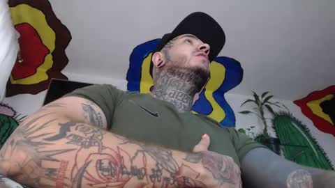 Snapshot of mrmanny__ chatting on December 18, 7:30 pm mrmanny__ online show from December 18, 7:30 pm