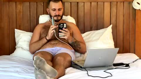 Max online show from June 24, 8:17 am