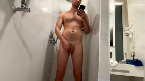 mrmaxxxi online show from October 5, 3:32 am