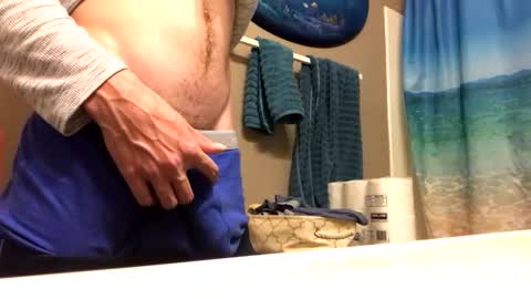 Snapshot of mrmeltyourheart chatting on October 25, 7:43 am James online show from October 25, 7:43 am