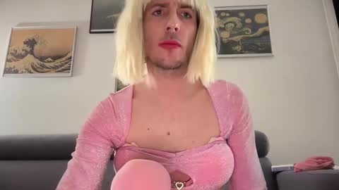 TaleOfLaura online show from January 14, 1:26 am