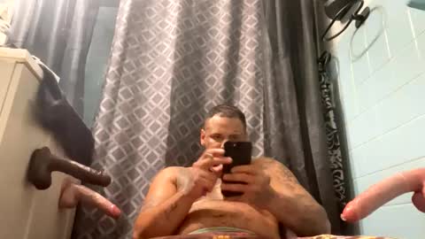 mrnineinch1995 online show from April 14, 4:45 am