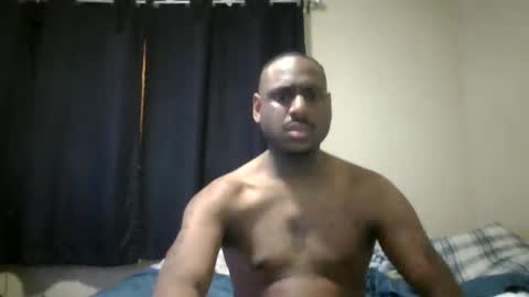 Snapshot of mroutla chatting on February 4, 11:38 pm shaun online show from February 4, 11:38 pm