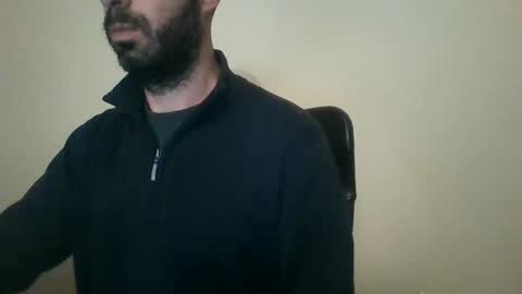 Snapshot of mrralph__90 chatting on December 25, 4:54 pm Mrralph online show from December 25, 4:54 pm