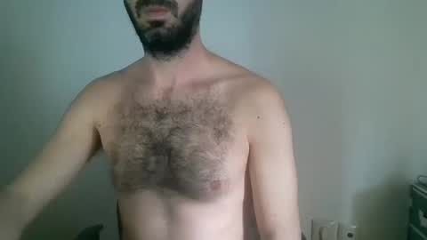 Snapshot of mrralph__90 chatting on January 16, 12:42 pm Mrralph online show from January 16, 12:42 pm