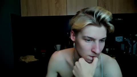 Snapshot of mrsexycum4u chatting on January 21, 1:08 am Adam online show from January 21, 1:08 am