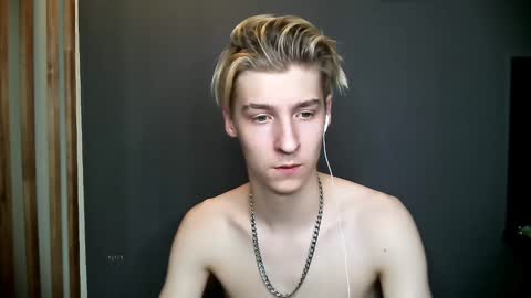 Snapshot of mrsexycum4u chatting on January 11, 6:33 pm Adam online show from January 11, 6:33 pm
