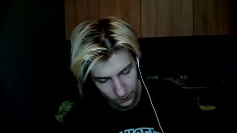 Snapshot of mrsexycum4u chatting on January 29, 10:53 pm Adam online show from January 29, 10:53 pm